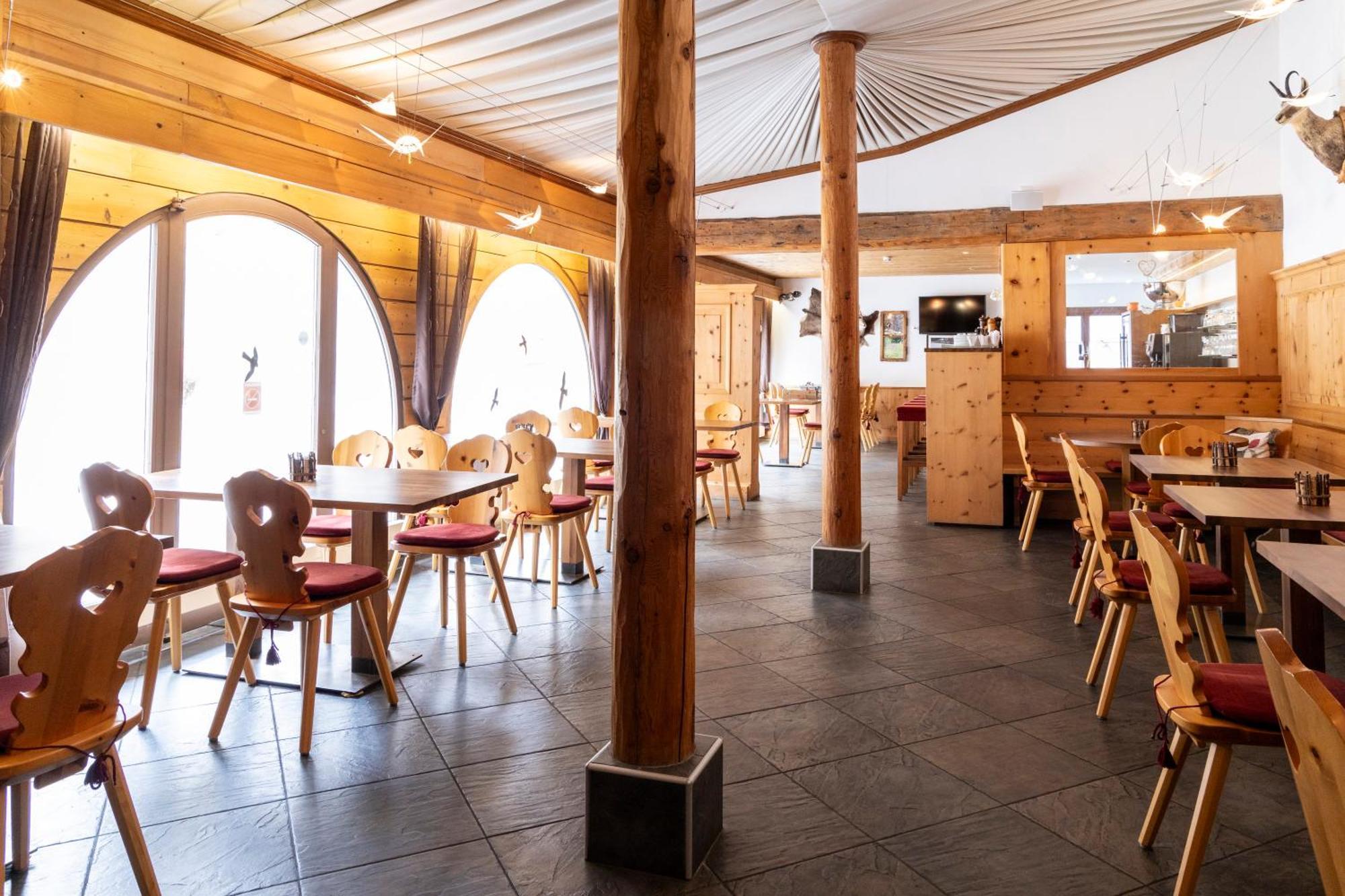 Hotel Chesa Grischa Sils Baselgia Exterior photo