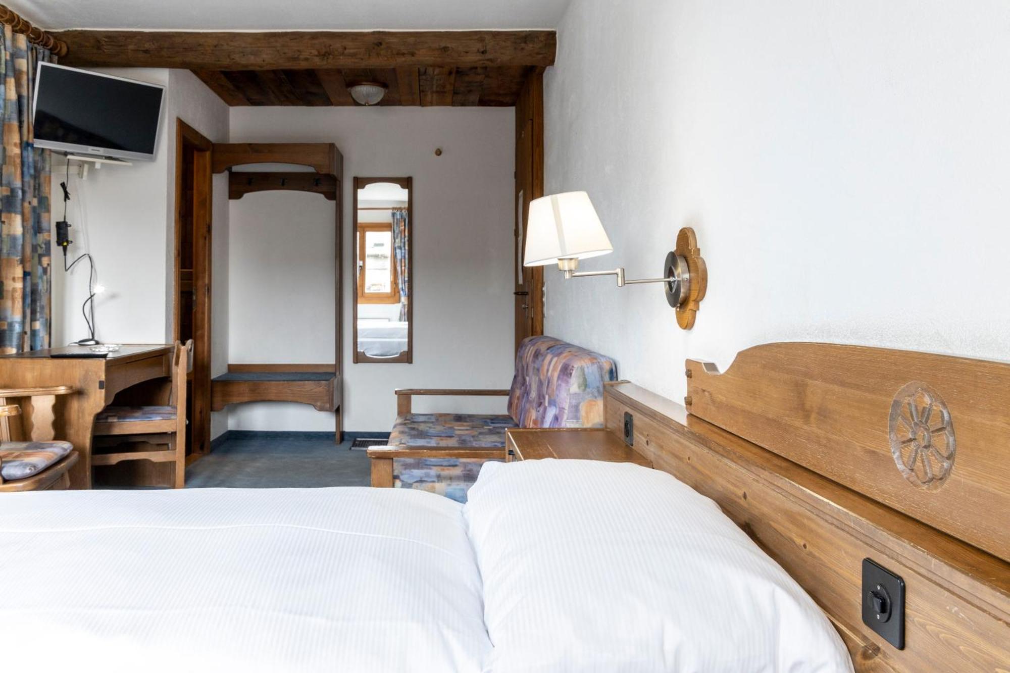 Hotel Chesa Grischa Sils Baselgia Exterior photo